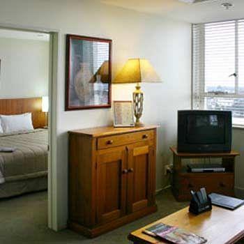 The Poplars Apartment Hotel Christchurch Bagian luar foto