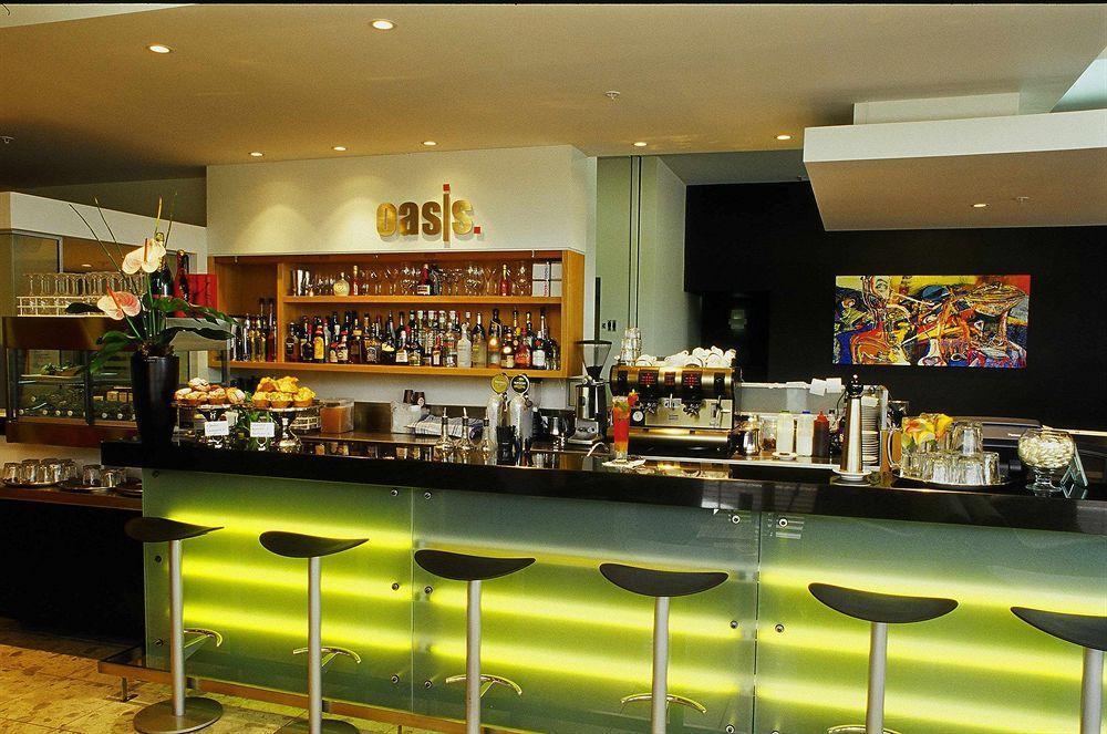 The Poplars Apartment Hotel Christchurch Bagian luar foto